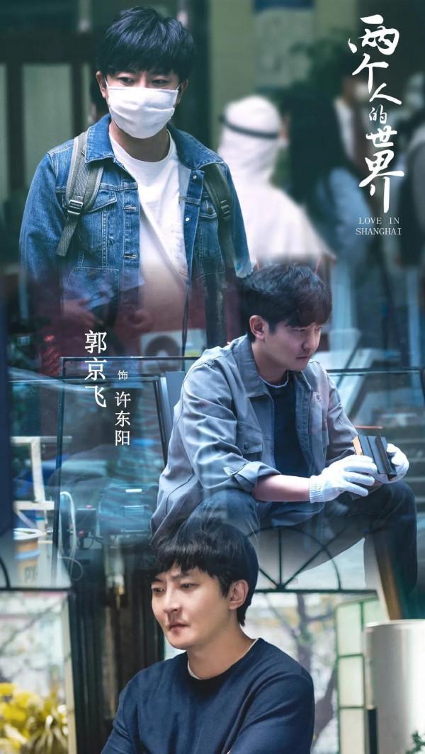 兩部劇，兩個傻小子背後都有一位款姐相助，一個接受一個放棄