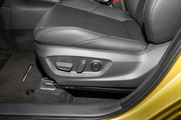 豐田鋒蘭達正式上市，低價是最大賣點，哪一款更划算？