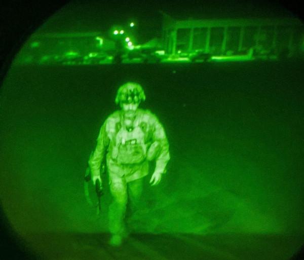 75架運輸機震撼行動！俄羅斯空天軍的&OpenCurlyDoubleQuote;大手筆&rdquo;，中國如何學習？