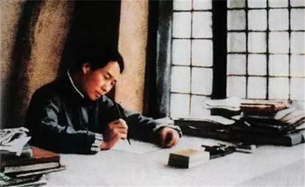 胡宗南來到毛主席的窯洞,環顧一週,感嘆:我們打不過他的 胡宗南來到毛主席的窯洞,環顧一週,感嘆:我們打不過他的