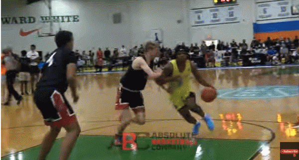 人送外號小濃眉！帶你認識2022屆全美第一中鋒