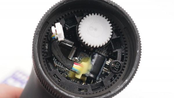 打孔擰螺絲二合一,附帶27個批頭,米家無刷智慧家用電鑽拆解 打孔擰螺絲二合一,附帶27個批頭,米家無刷智慧家用電鑽拆解