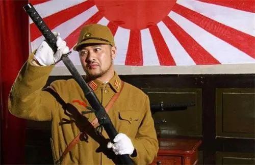 侵華時期，日本軍官瞎給自己起中文名，唸完後讓人捧腹大笑