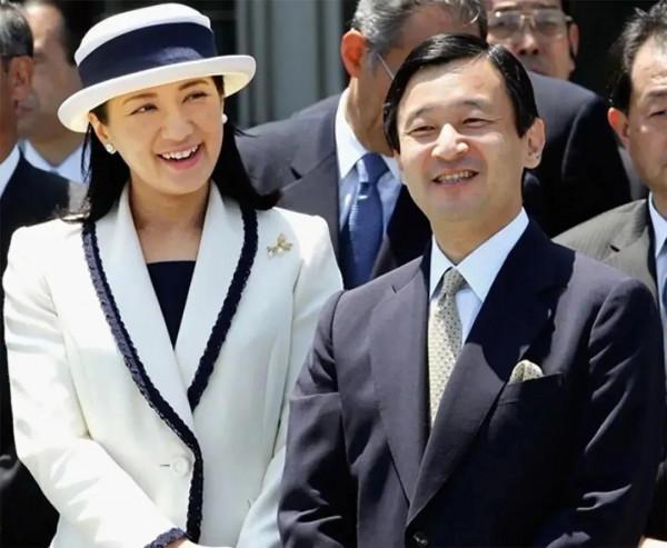 日本皇室現存成員僅十七名，民眾普遍擔心能否存續