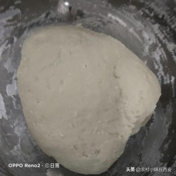 想吃蔥油餅，學會這招，在家你也可以做出來