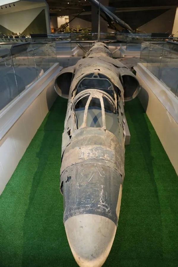 傷害不大侮辱極強！美擔心中國搶撈F35，趙立堅：對海底撈沒興趣