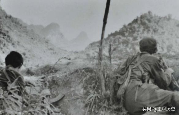 柯萊之戰:越軍305師三次夜襲,被解放軍詭雷陣重創,抬擔架運走 柯萊之戰:越軍305師三次夜襲,被解放軍詭雷陣重創,抬擔架運走