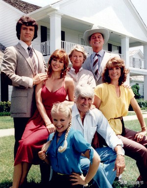 還記得《大西洋底來的人》嗎？當年的麥克·哈里斯近況如何？