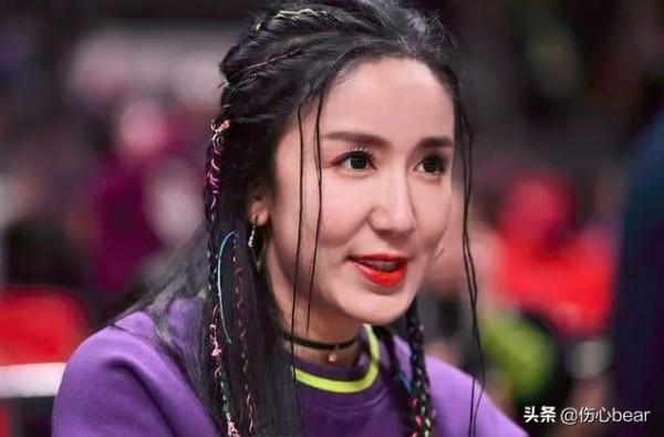 5位被稱為“鮮肉收割機”的女星,她們的快樂你想不到 5位被稱為“鮮肉收割機”的女星,她們的快樂你想不到