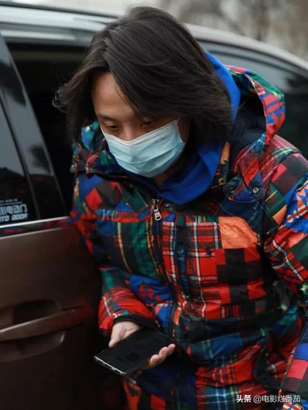 元宵晚會彩排：金晨美目顧盼，小撒如鄰家哥哥，萬茜短髮衛衣颯爽