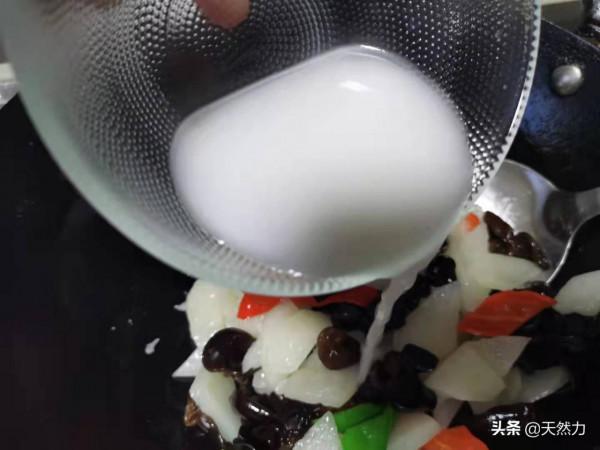 飯店的山藥炒木耳為什麼好吃，那是有講究的，簡單易學，一看就會