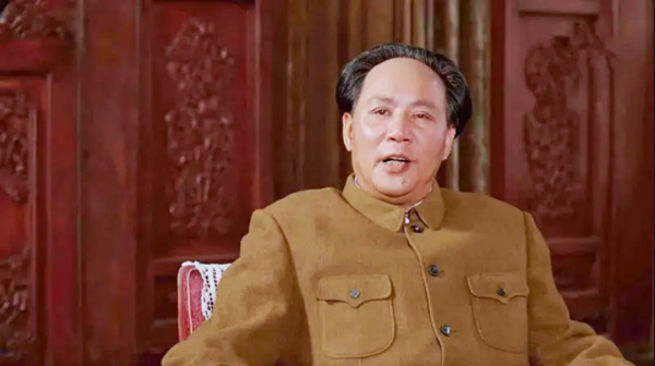 同樣演“毛澤東主席”，唐國強和古月放在一起看，差別就出來了