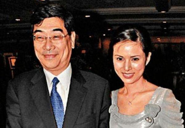 娛樂圈5個年過50歲卻未婚的大美人，有些人被情傷太深