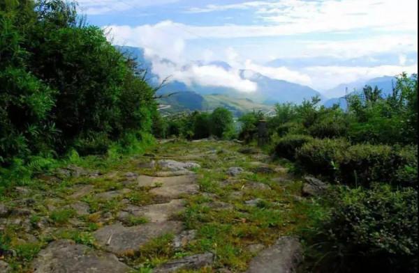 趣說涼山丨“零關”5尺道 一線通南北 趣說涼山丨“零關”5尺道 一線通南北