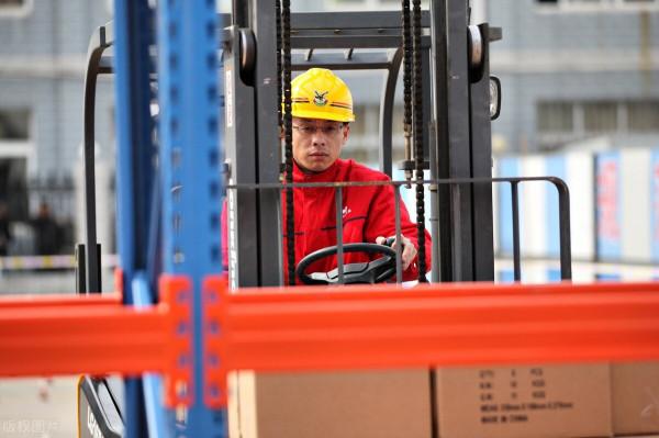 2017年“美的”花近300億收購庫卡，有10大好處已開始顯現