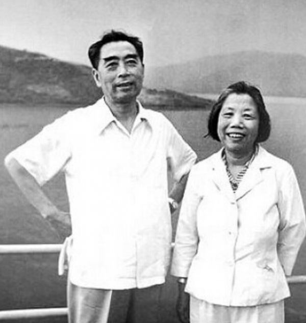 1991年,張學良囑託王冀幫忙:希望楊尚昆或鄧小平能寫一封邀請函 1991年,張學良囑託王冀幫忙:希望楊尚昆或鄧小平能寫一封邀請函