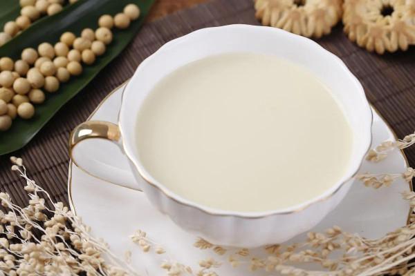 注意:這10種食物千萬不要生吃!有毒,甚至有生命危險 注意:這10種食物千萬不要生吃!有毒,甚至有生命危險