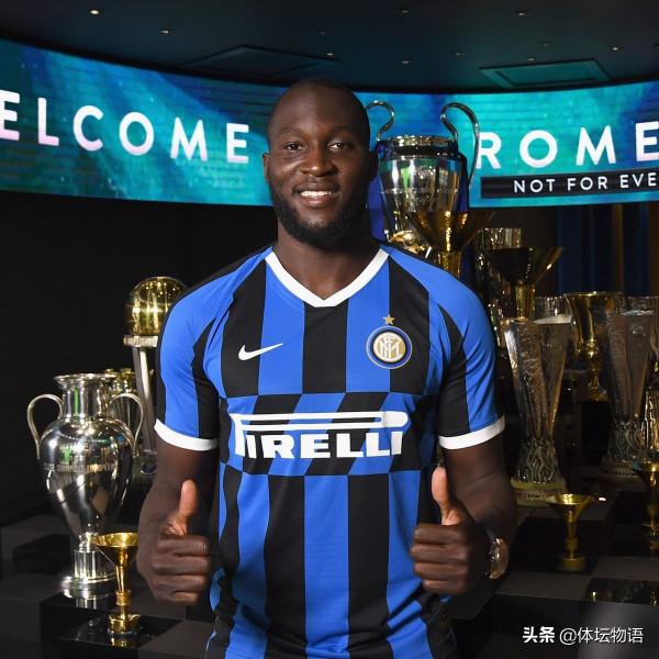 9位離開曼聯的球員拿到了冠軍，而他們留下的隊友們卻還一無所獲