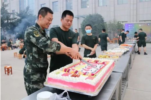 讀書娛樂健身+,火力全開! 讀書娛樂健身+,火力全開!