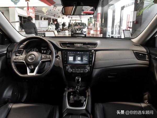 實惠四缸日系熱銷SUV，四驅帶鎖止，又大又舒服，帶你看日產奇駿