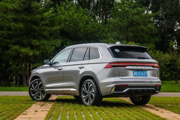 被車評人吹爆的5款SUV，有的銷量腰斬，有的銷量破萬