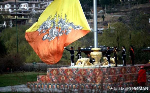 東歐尼泊爾俄羅斯土耳其希臘……退休後，陪你走過山高水長