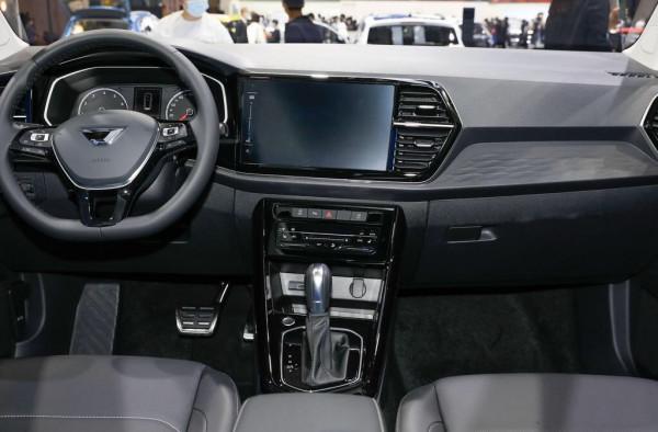 大眾捷達VS7再推新車型,標配黑色套件,搭1.4T動力,外觀更運動 大眾捷達VS7再推新車型,標配黑色套件,搭1.4T動力,外觀更運動