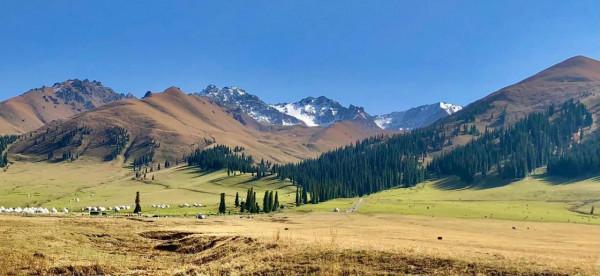 盤點新疆北疆旅遊十大必去景點（5）：東方小瑞士-那拉提草原