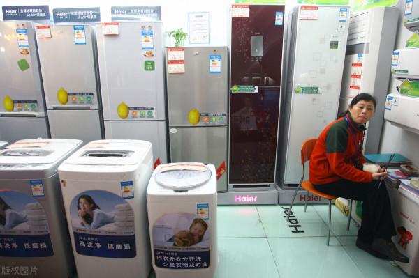 我家新買了風冷冰箱：和直冷冰箱對比，有兩處更好，但有三處不足