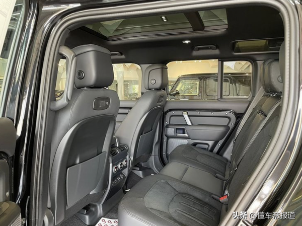 新車 | 約人民幣86萬起，路虎衛士V8實車曝光，競爭雷克薩斯LX600？