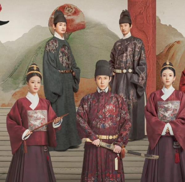 王豔不當闊太，復出演“王楚然”的媽！看23年前劇照還真長得像