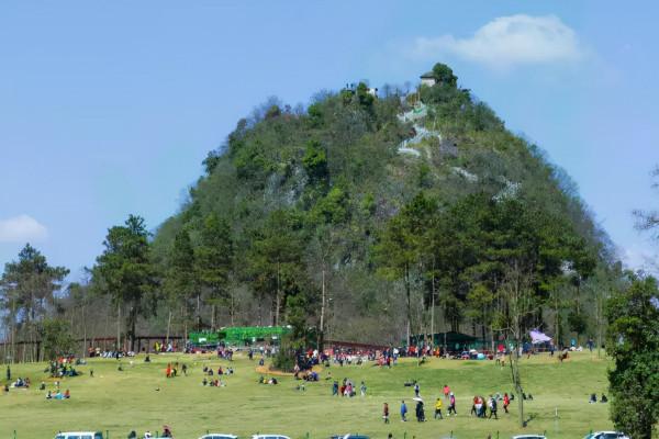 貴州猛砸3.5億打造一景區,年均溫僅25℃,成“避暑好去處” 貴州猛砸3.5億打造一景區,年均溫僅25℃,成“避暑好去處”