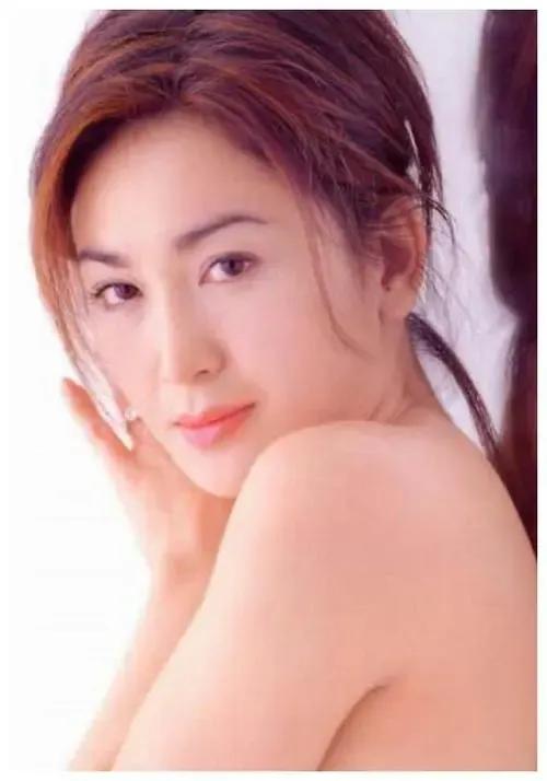 溫碧霞圖集：“最美蘇妲己”