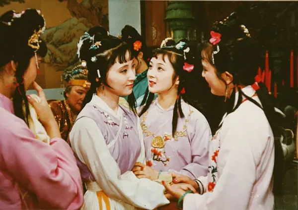 紅樓物語 | 黛玉的珍珠簪有多高階?後宮美人的愛物,清朝的流行款 紅樓物語 | 黛玉的珍珠簪有多高階?後宮美人的愛物,清朝的流行款