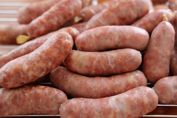 想吃脆皮腸不用出去買,手把手教你在家做,經濟實惠又解饞 想吃脆皮腸不用出去買,手把手教你在家做,經濟實惠又解饞