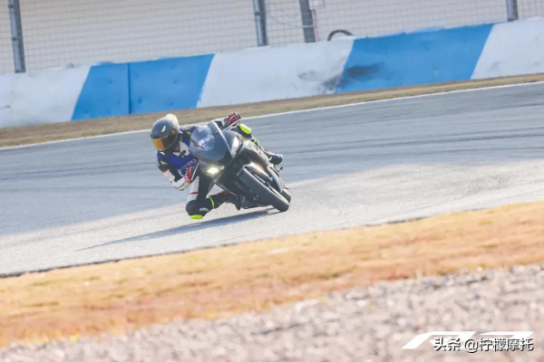 極速184km&sol;h的庫存車？雅馬哈R3又在搞營銷？