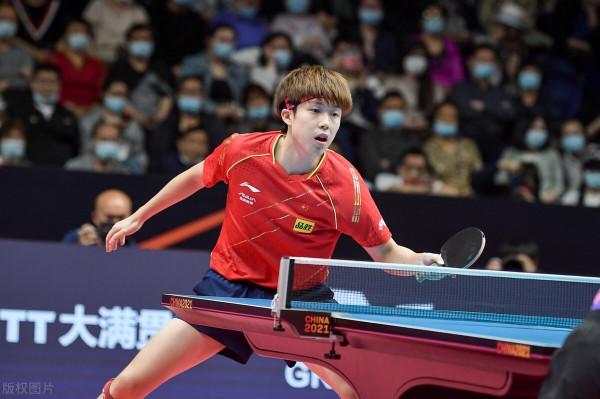 樊振東孫穎莎率隊晉級4強，馬龍陳夢苦戰5局險勝，許昕獨戰3單