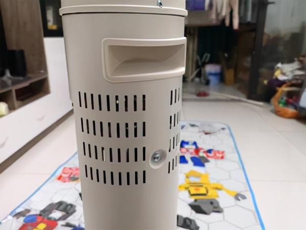 家裡的冬日暖陽,只溫暖、不烘人、不幹燥——舒樂氏遠紅外取暖器 家裡的冬日暖陽,只溫暖、不烘人、不幹燥——舒樂氏遠紅外取暖器