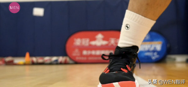 四百塊不到的未來超巨簽名鞋,好穿但不推薦的Zion1實戰測評 四百塊不到的未來超巨簽名鞋,好穿但不推薦的Zion1實戰測評