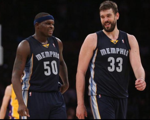 球衣退役儀式為防守悍將指明方向,低位大殺器黑熊終獲認可 球衣退役儀式為防守悍將指明方向,低位大殺器黑熊終獲認可