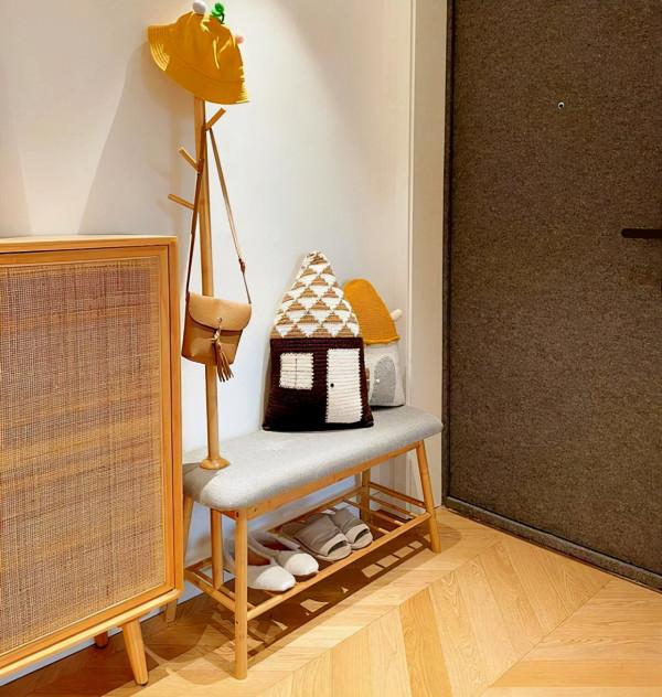 誠心建議：再買房一定買“橫廳”戶型，學她家裝成中古風，超有品