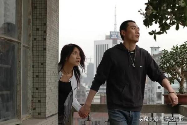 《米尼》：女演員沉迷在對二混子的愛戀裡無法覺醒，原因令人深思