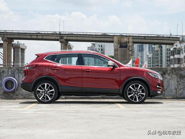 15萬還看繽智？加2萬就有更大SUV 2.0L低油耗這逍客可不簡單！