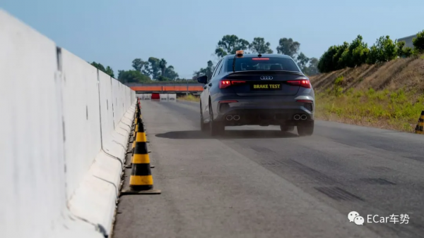 9大超高效能輪胎年度重測,誰能頂住奧迪S3的狂虐,贏得全場最佳 9大超高效能輪胎年度重測,誰能頂住奧迪S3的狂虐,贏得全場最佳