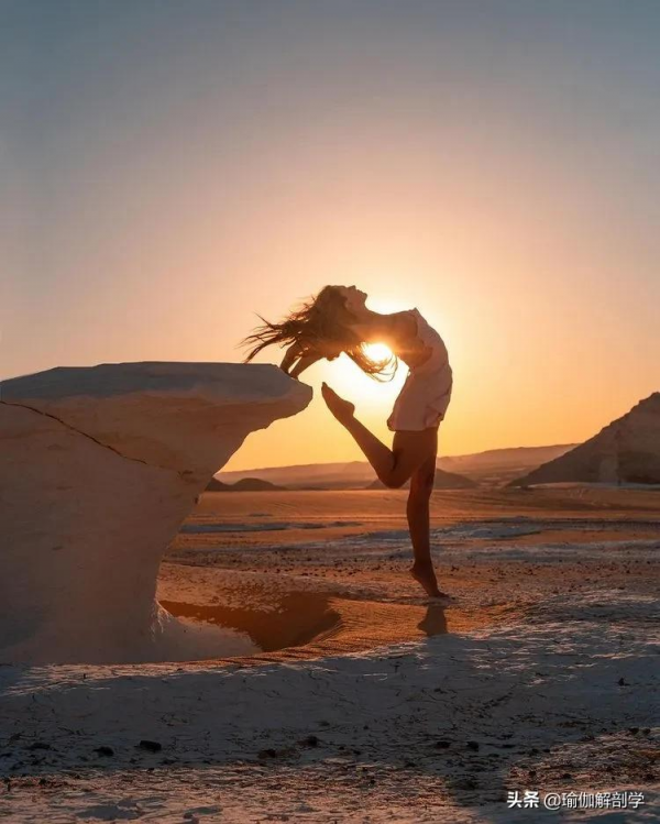 練瑜伽，為什麼建議你每天都要靈活脊柱？