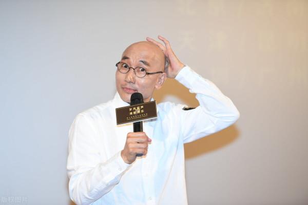 三流演員盧冠廷,因幫周星馳譜曲成一代經典,連李宗盛都上門求曲 三流演員盧冠廷,因幫周星馳譜曲成一代經典,連李宗盛都上門求曲