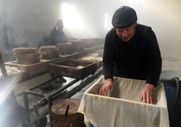 農村80年代常用的10種老物件,現在都不用了,你還能認識幾種? 農村80年代常用的10種老物件,現在都不用了,你還能認識幾種?