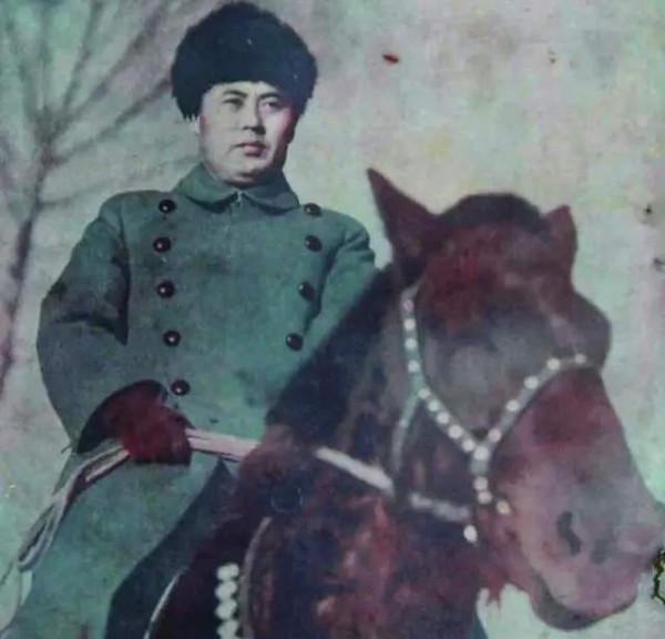 美軍一個師3800輛車，傅作義的一個軍，400輛車就能滿地跑？