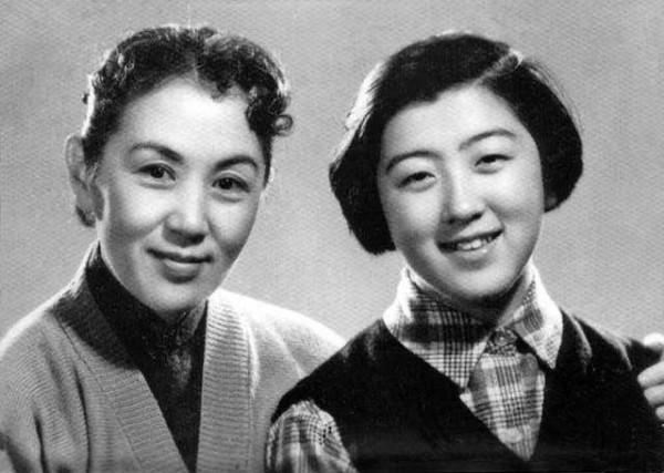 明星之女姚姚：男友自殺後，她未婚先孕和繼父鬧翻，31歲車禍離世