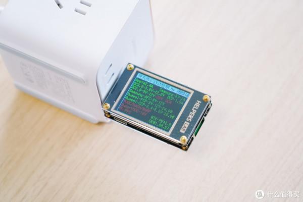 小巧不佔地,插座的再進化:自帶USB快充的綠聯30W/65W智充魔盒 小巧不佔地,插座的再進化:自帶USB快充的綠聯30W/65W智充魔盒